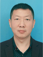 何高清 照片