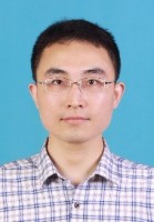 刘源 照片