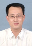 李鑫 照片