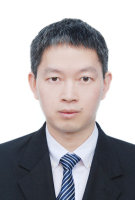 龙建成 照片