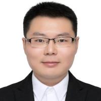 吴克伟 照片