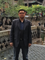 徐本柱 照片