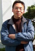 何钢 照片