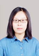 李颖 照片