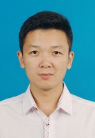 汤亮亮 照片