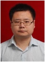张嘉斐 照片