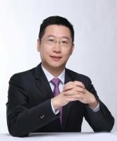 郑伟 照片