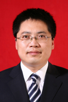 王新 照片