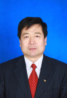 王春仁 照片