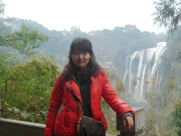 李艳凤 照片