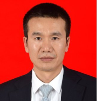 傅斌 照片