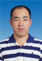 房殿生 照片