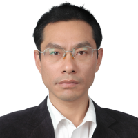 何国平 照片