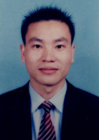 黄小龙 照片