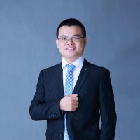 刘龙 照片
