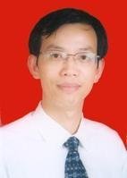 伍中信 照片