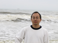 颜日辉 照片
