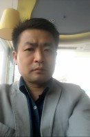 程伟 照片