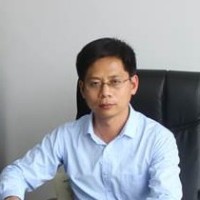 黄永伟 照片