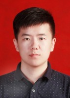 李亚洲 照片