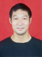 李少龙 照片