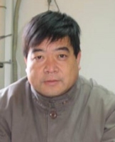 李明善 照片