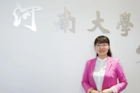 李竞艳 照片