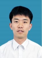 庞靖宇 照片