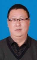 唐文春 照片