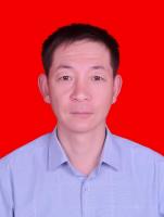 王冠栋 照片