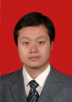 王群章 照片