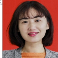 张晨露 照片