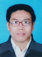 张表 照片