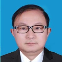 段曦东 照片