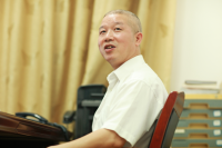 何平平 照片