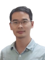 翁群红 照片