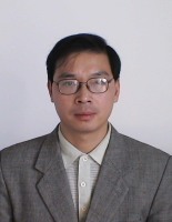 阳卫军 照片