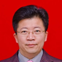 尹双凤 照片