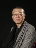 高良 照片