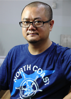 胡俊 照片