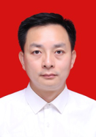 王小鹏 照片
