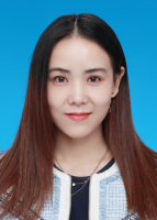 高静 照片
