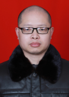 胡黎明 照片