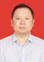 李鑫 照片