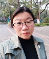 彭丽芬 照片