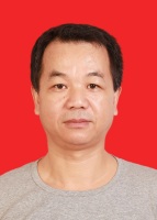汤小平 照片