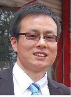 汪靖伦 照片