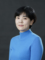 任旋嘉 照片