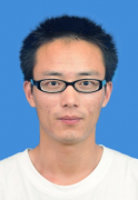 尹锋 照片