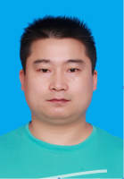 袁海龙 照片